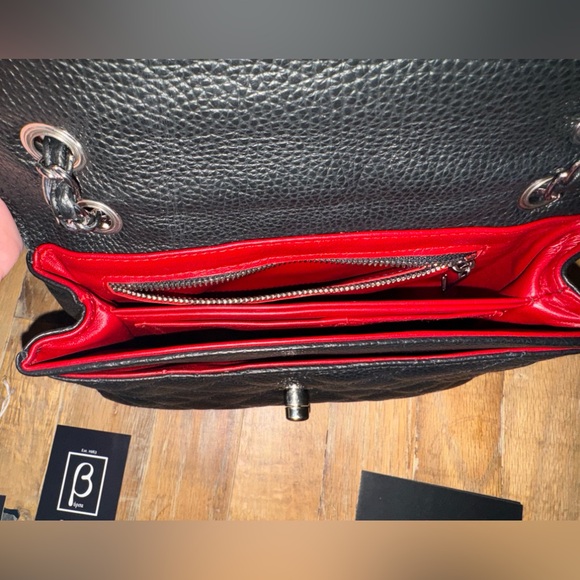 Black caviar single flap quilted bag with red lining designer bag by Virsa bag - Picture 5 of 9